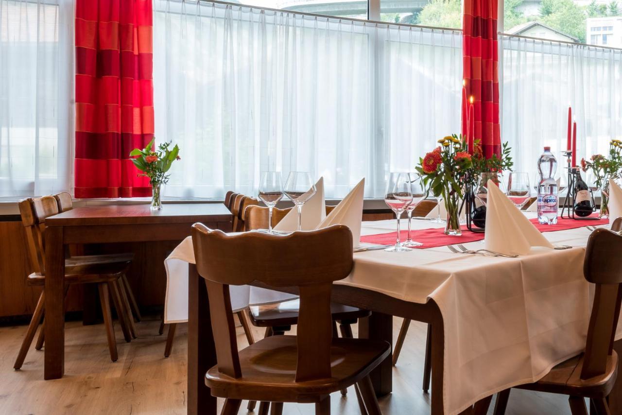 Hotel Du Pont Gampel-Bratsch Ngoại thất bức ảnh